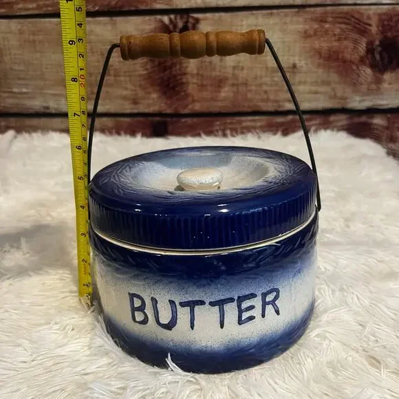 Vintage Blue and White Cow Butter Crock Glaze Stoneware w Lid and Wood Handle - Picture 4 of 5